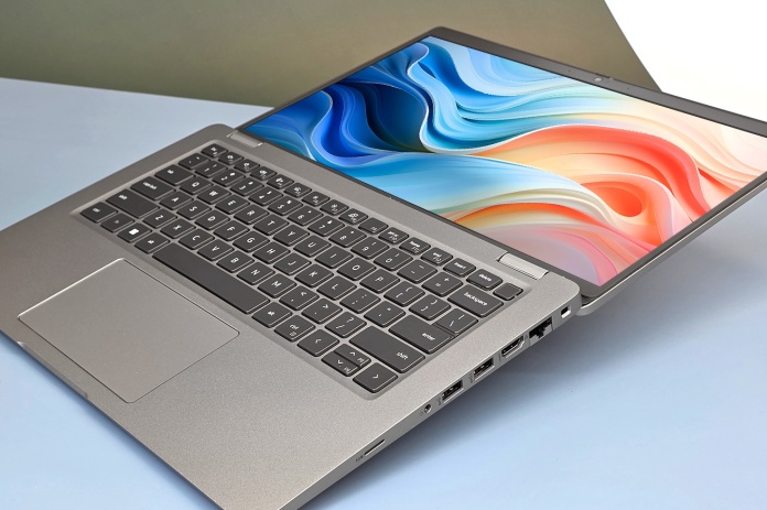 Dell Latitude 5420 realne zdjęcie produktu - powystawowy